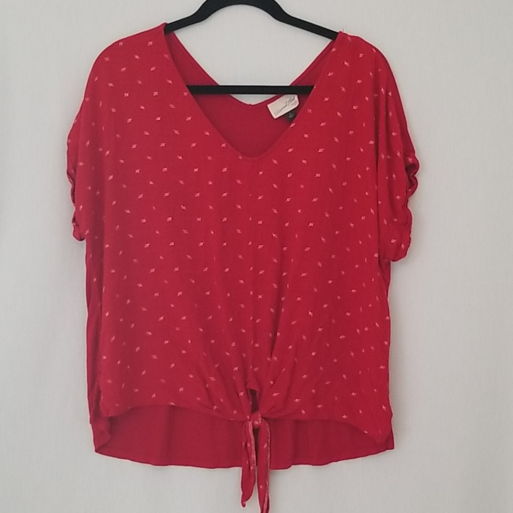 EUC Red shirt with front knot size Large